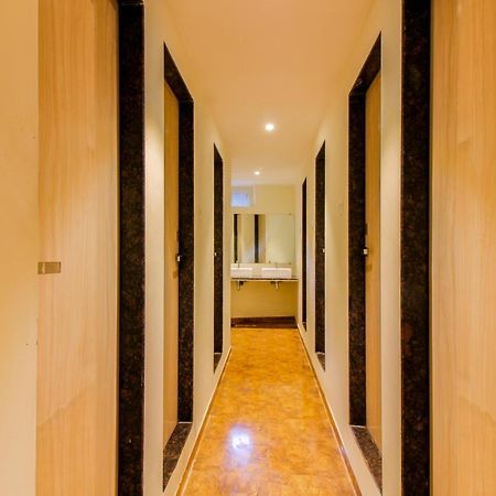 Hygeinic Airport Dormitory Near By Bom Ostello Bombay Esterno foto