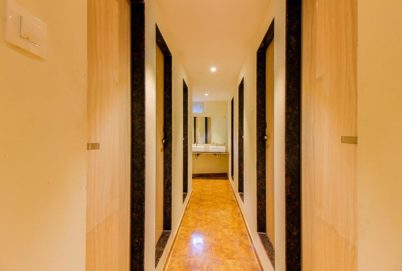Hygeinic Airport Dormitory Near By Bom Ostello Bombay Esterno foto